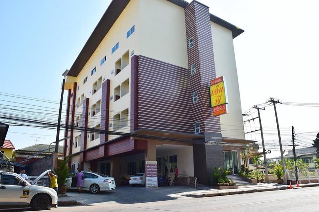 Np Residence ناخون فانوم المظهر الخارجي الصورة