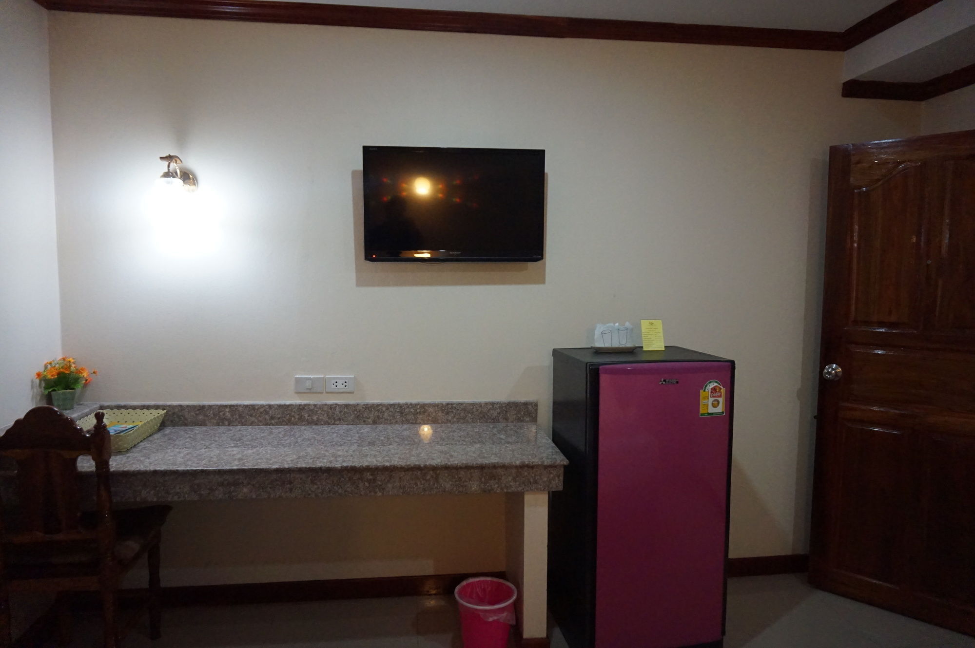 Np Residence ناخون فانوم المظهر الخارجي الصورة