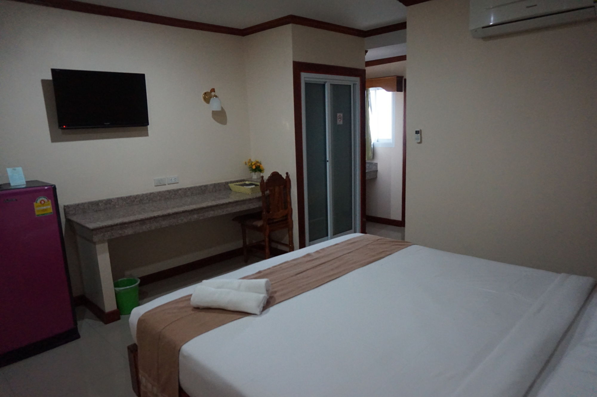 Np Residence ناخون فانوم المظهر الخارجي الصورة